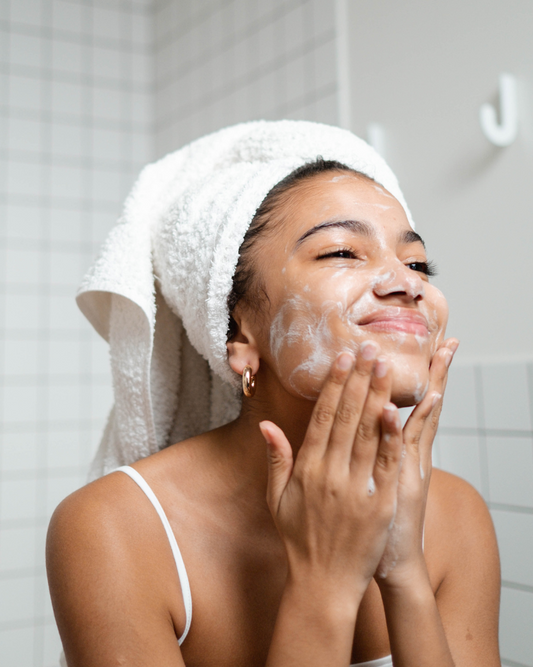 Face Cleansing Foam - Combination to Greasy Skins